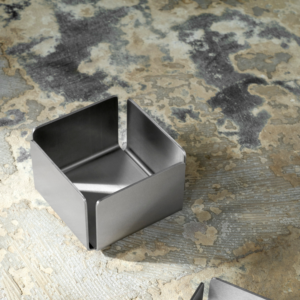 Stainless steel bowl
